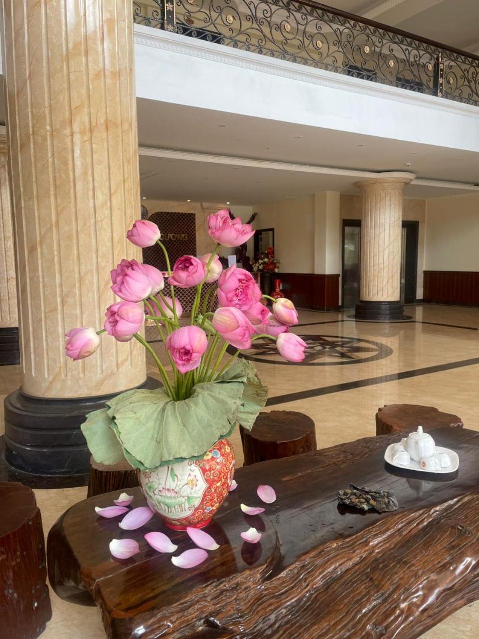 Khach San Dai Duong Dien Chau - Nghe An Exteriör bild